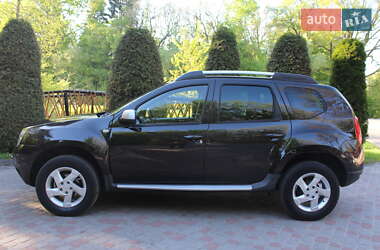 Позашляховик / Кросовер Dacia Duster 2011 в 