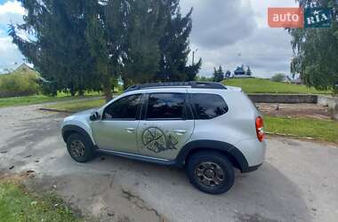Внедорожник / Кроссовер Dacia Duster 2014 в 
