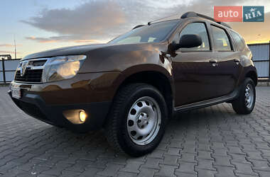 Внедорожник / Кроссовер Dacia Duster 2011 в 