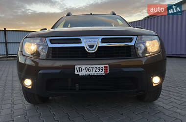 Внедорожник / Кроссовер Dacia Duster 2011 в 