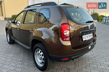 Внедорожник / Кроссовер Dacia Duster 2011 в 