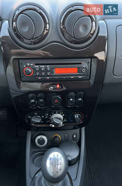 Внедорожник / Кроссовер Dacia Duster 2011 в 