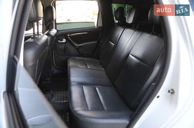 Позашляховик / Кросовер Dacia Duster 2012 в 