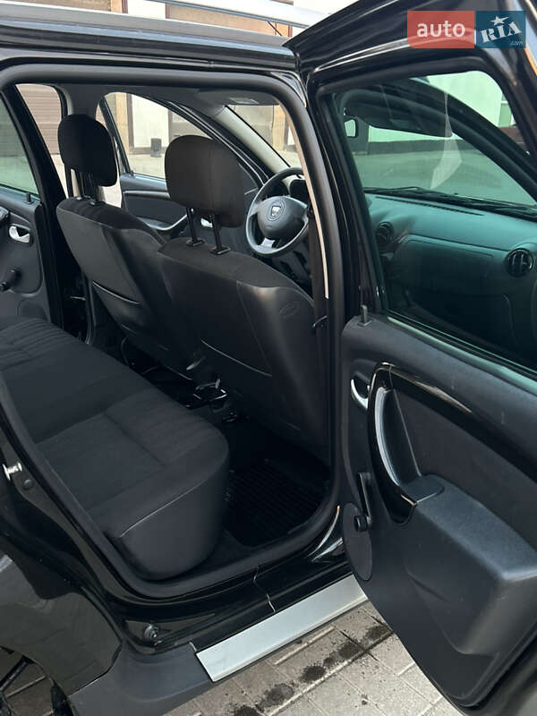 Внедорожник / Кроссовер Dacia Duster 2011 в Вознесенске