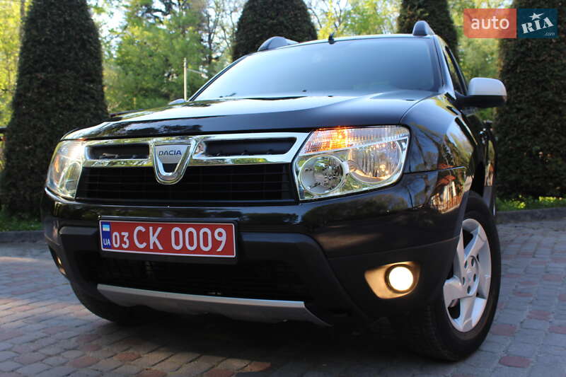 Внедорожник / Кроссовер Dacia Duster 2011 в 