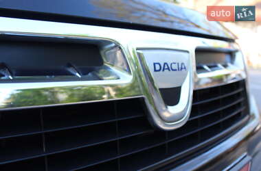 Внедорожник / Кроссовер Dacia Duster 2011 в 