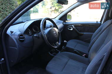 Внедорожник / Кроссовер Dacia Duster 2011 в 