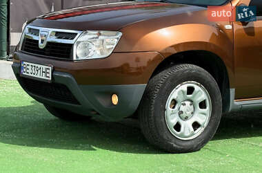 Внедорожник / Кроссовер Dacia Duster 2011 в 