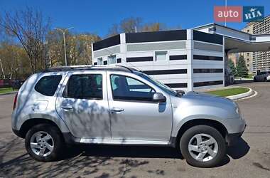 Внедорожник / Кроссовер Dacia Duster 2010 в 