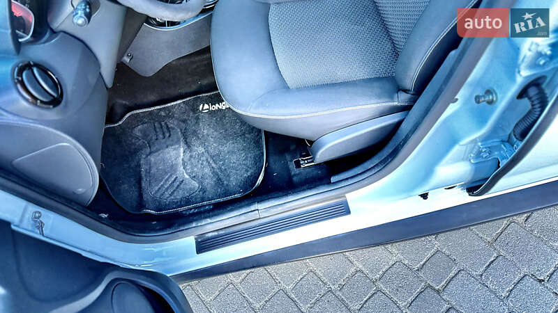 Позашляховик / Кросовер Dacia Duster 2012 в Шепетівці