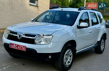 Позашляховик / Кросовер Dacia Duster 2012 в 