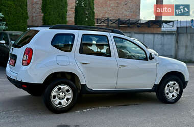 Позашляховик / Кросовер Dacia Duster 2012 в 