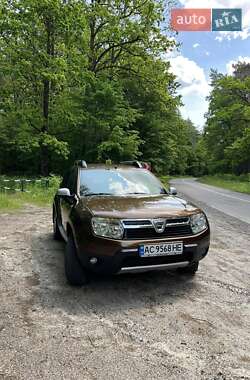 Позашляховик / Кросовер Dacia Duster 2011 в Луцьку