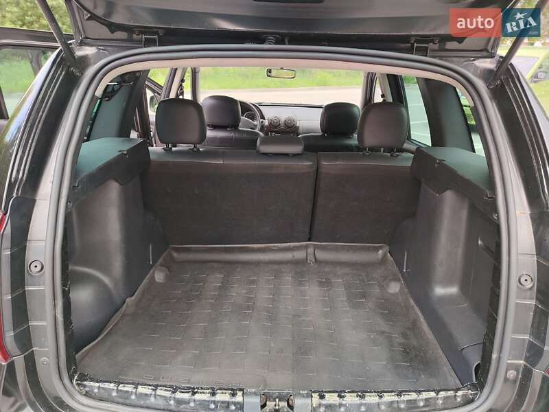 Позашляховик / Кросовер Dacia Duster 2011 в Ковелі