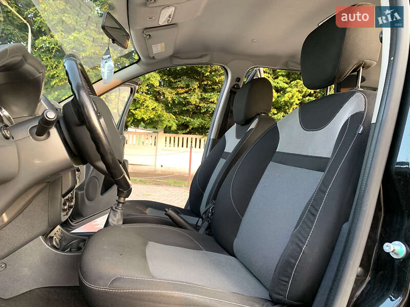 Внедорожник / Кроссовер Dacia Duster 2016 в Теофиполе