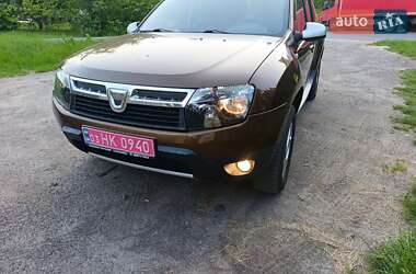 Позашляховик / Кросовер Dacia Duster 2012 в Львові