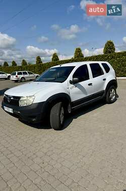 Внедорожник / Кроссовер Dacia Duster 2011 в 