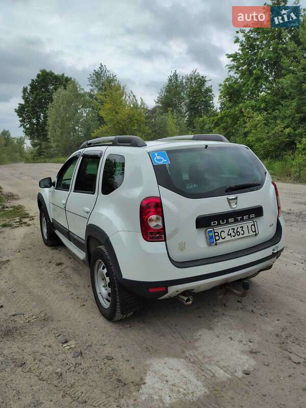 Позашляховик / Кросовер Dacia Duster 2012 в Львові
