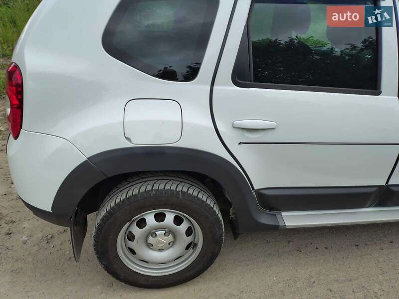 Позашляховик / Кросовер Dacia Duster 2012 в Львові