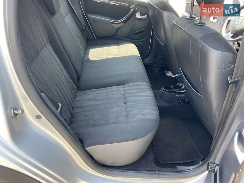 Позашляховик / Кросовер Dacia Duster 2012 в Хоролі