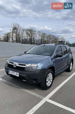 Позашляховик / Кросовер Dacia Duster 2011 в Полтаві