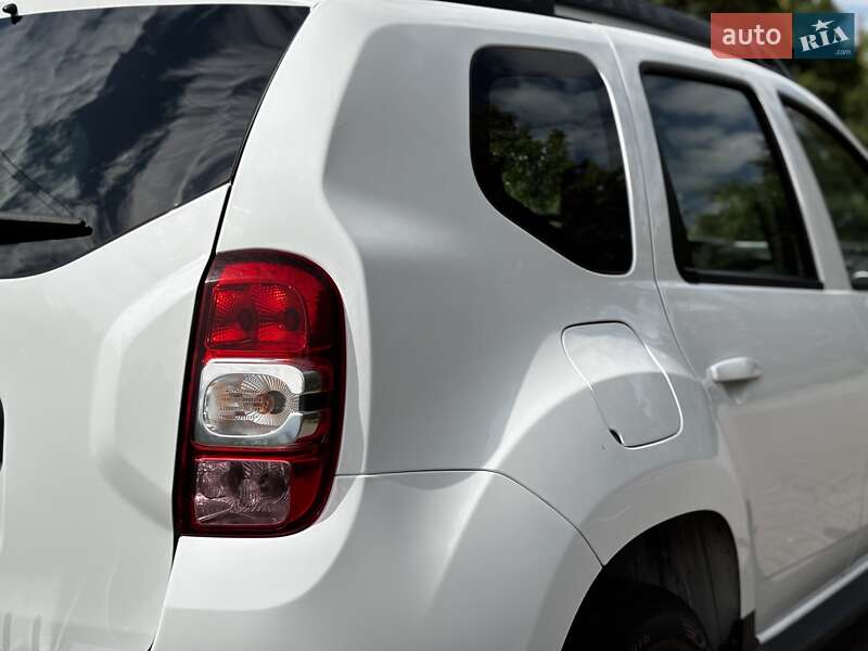 Позашляховик / Кросовер Dacia Duster 2014 в Миргороді