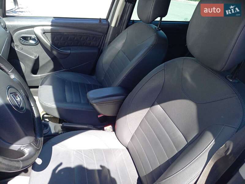 Внедорожник / Кроссовер Dacia Duster 2014 в Черкассах