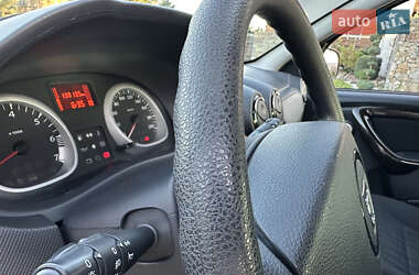 Внедорожник / Кроссовер Dacia Duster 2011 в 