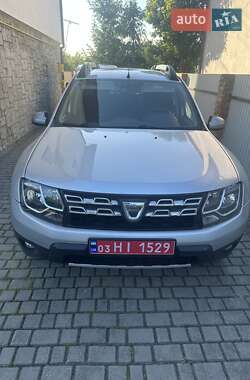 Позашляховик / Кросовер Dacia Duster 2014 в 