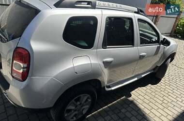 Позашляховик / Кросовер Dacia Duster 2014 в 