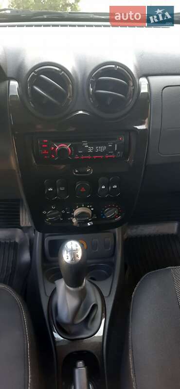 Внедорожник / Кроссовер Dacia Duster 2011 в Мукачево
