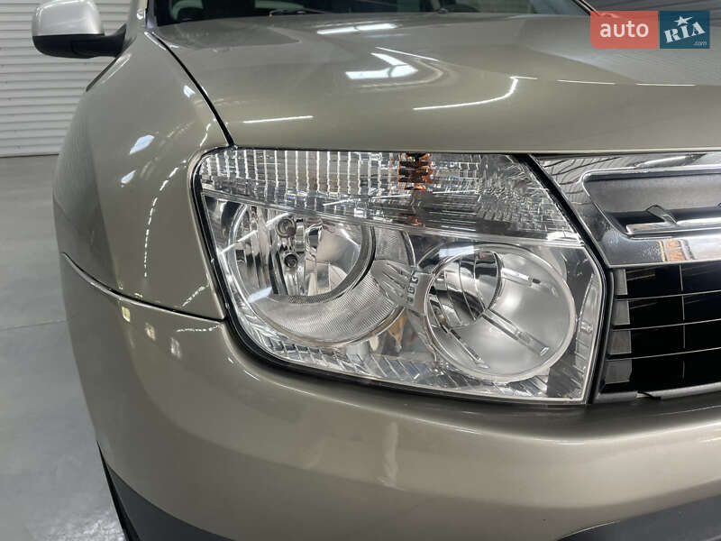 Внедорожник / Кроссовер Dacia Duster 2011 в Стрые