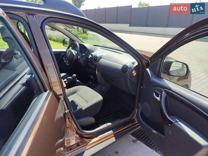 Внедорожник / Кроссовер Dacia Duster 2010 в Луцке