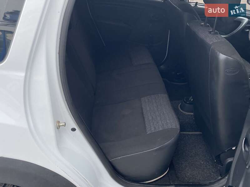 Внедорожник / Кроссовер Dacia Duster 2011 в Николаеве