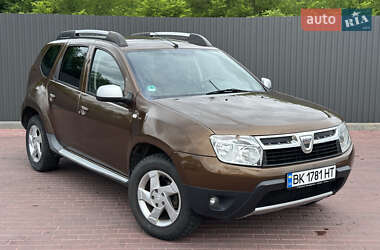 Позашляховик / Кросовер Dacia Duster 2012 в Сарнах