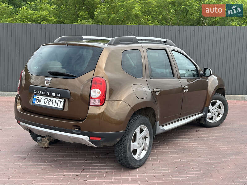 Позашляховик / Кросовер Dacia Duster 2012 в Сарнах