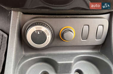 Позашляховик / Кросовер Dacia Duster 2010 в 