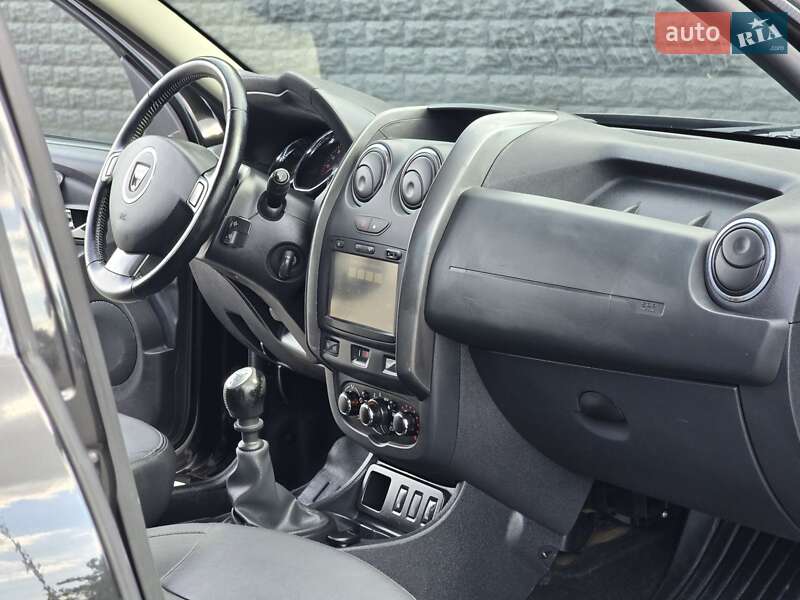 Внедорожник / Кроссовер Dacia Duster 2015 в Ровно