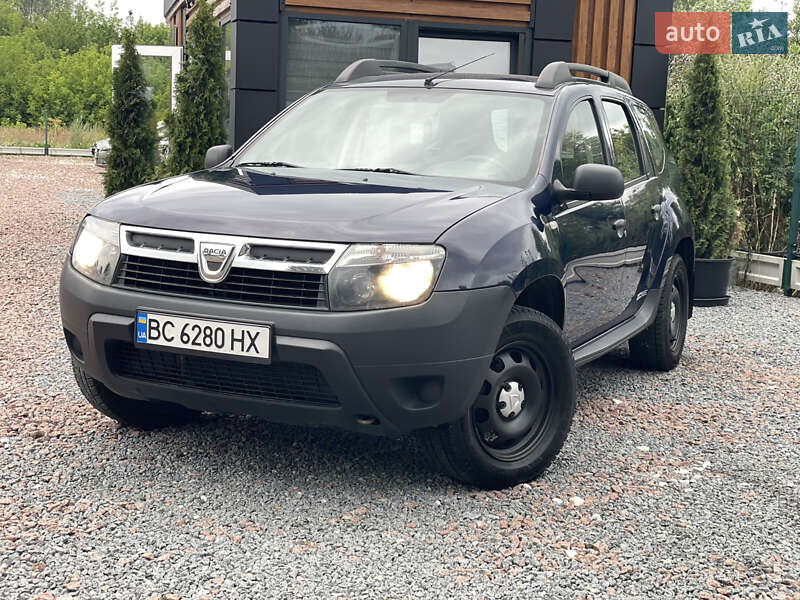 Dacia Duster 2011