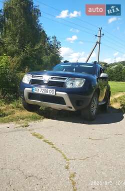 Позашляховик / Кросовер Dacia Duster 2010 в 