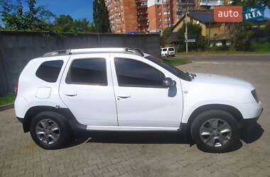 Внедорожник / Кроссовер Dacia Duster 2014 в 