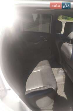 Внедорожник / Кроссовер Dacia Duster 2014 в 