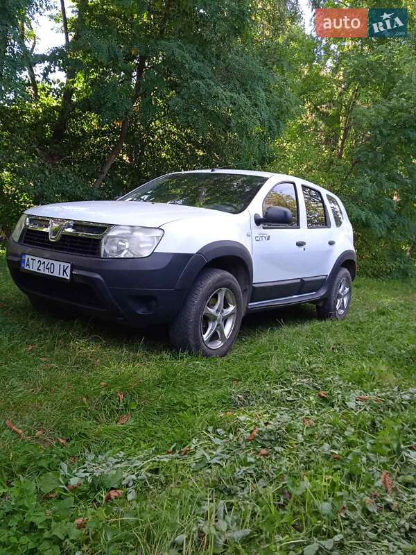 Позашляховик / Кросовер Dacia Duster 2011 в Калуші