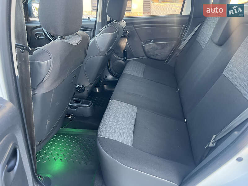 Внедорожник / Кроссовер Dacia Duster 2012 в Мукачево