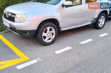 Внедорожник / Кроссовер Dacia Duster 2011 в 