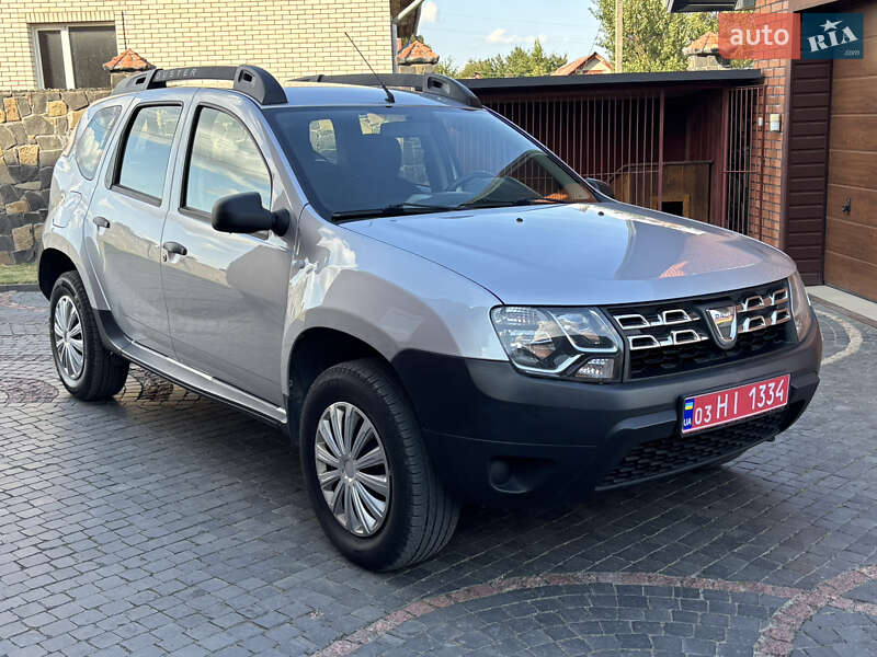 Внедорожник / Кроссовер Dacia Duster 2016 в 