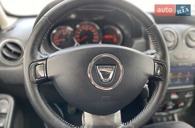 Внедорожник / Кроссовер Dacia Duster 2016 в 