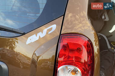 Внедорожник / Кроссовер Dacia Duster 2013 в 
