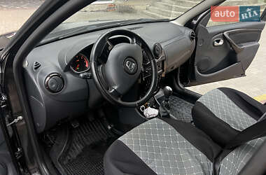 Внедорожник / Кроссовер Dacia Duster 2011 в 