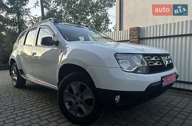 Позашляховик / Кросовер Dacia Duster 2014 в 